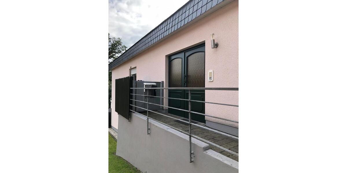 Reihenhaus Meschede - 5.5 Zimmer, 132 m&sup2;, 290.000&euro; | Angebot:26891936