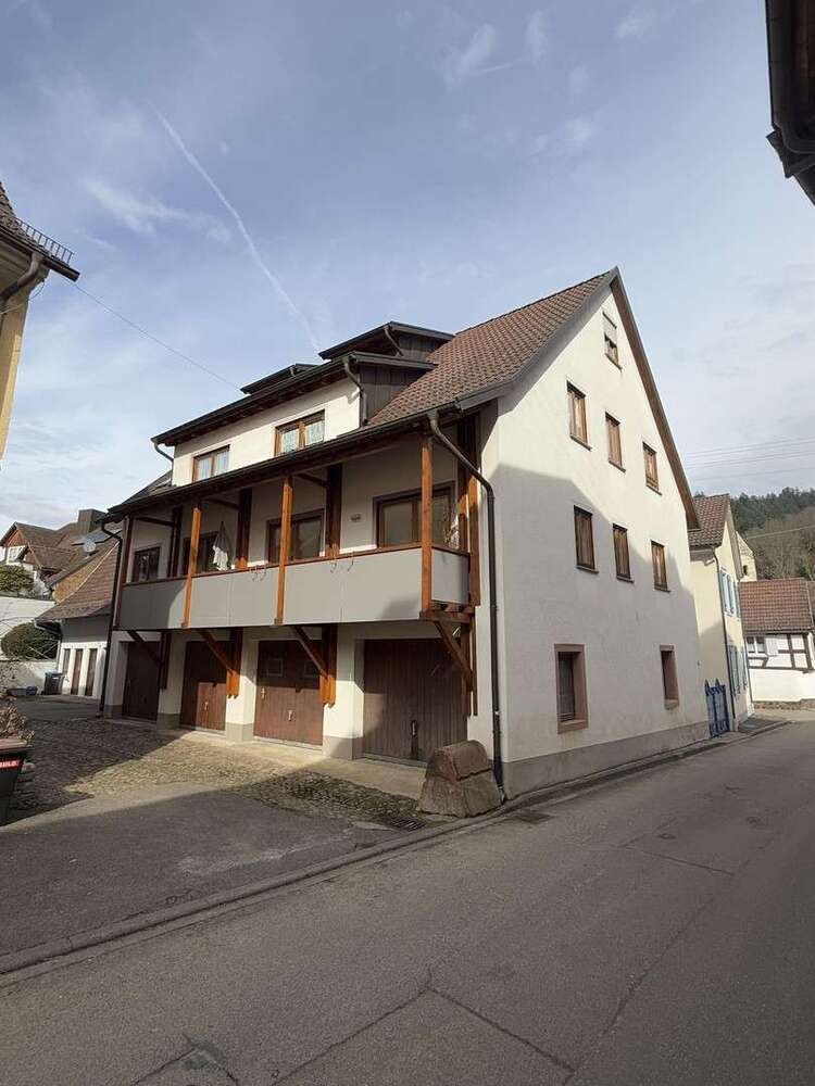 Haus zum Kaufen in Sulzburg 750.000 € 260 m²