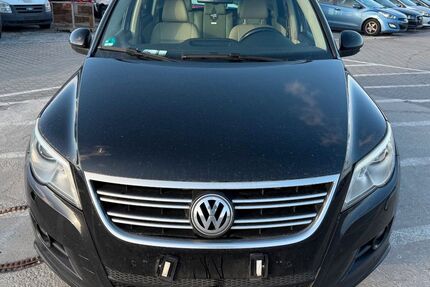 VW Tiguan 245.235 km 5.499 &euro; Mittenwalde 15749