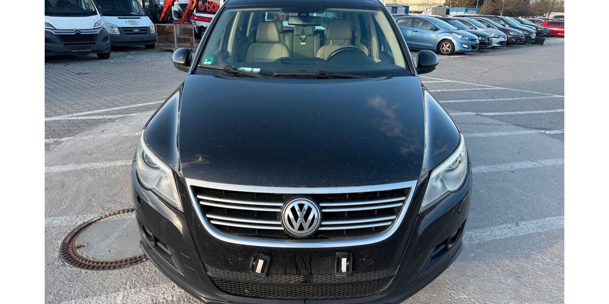 VW Tiguan 245.235 km 5.499 &euro; Mittenwalde 15749