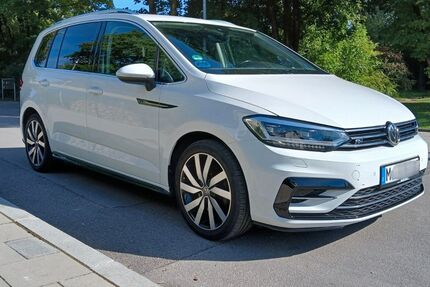 VW Touran 95.500 km 24.900 € München 81377
