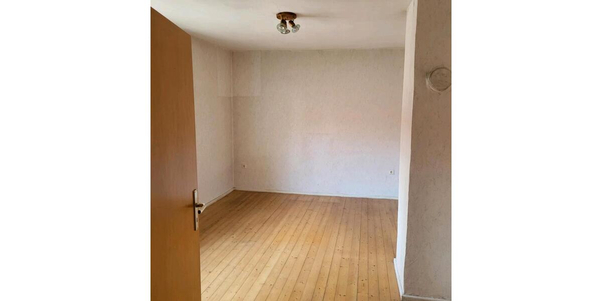 Bauernhaus, Landhaus Marnheim - 4 Zimmer, 155 m&sup2;, 230.000&euro; | Angebot:26271930