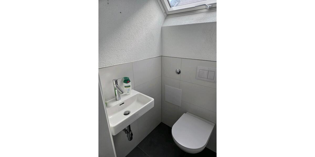 Dachgeschoßwohnung Heilbronn Horkheim - 2 Zimmer, 57 m&sup2;, 1.000&euro; | Angebot:25995957