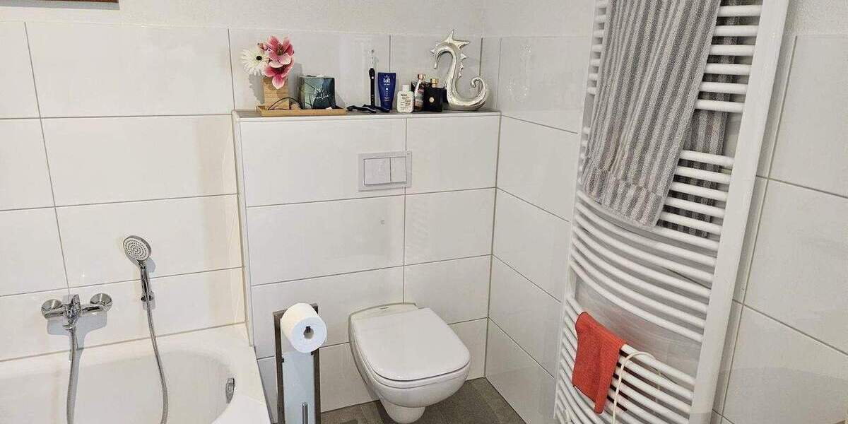 Etagenwohnung Menden Lendringsen - 2 Zimmer, 77 m&sup2;, 925&euro; | Angebot:26275577