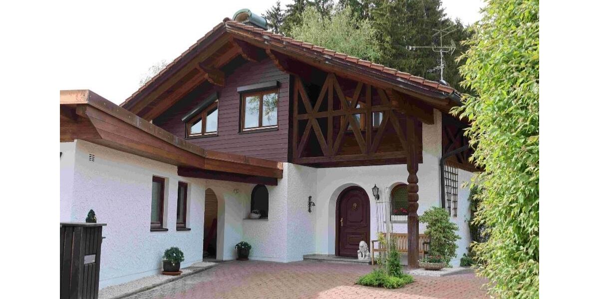 Villa Penzberg - 7 Zimmer, 244 m&sup2;, 1.980.000&euro; | Angebot:27007111