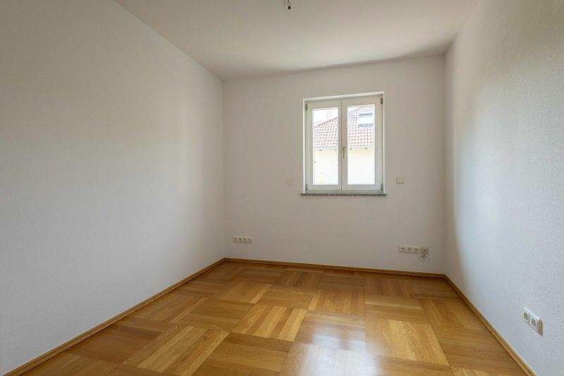 Mehrfamilienhaus, Wohnhaus Stephanskirchen Schloßberg - 1 Zimmer, 434 m&sup2;, 1.965.000&euro; | Angebot:25777569