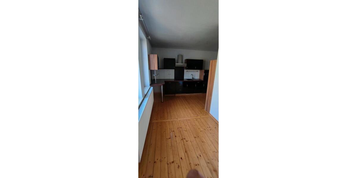 Villa Waldheim - 7 Zimmer, 293 m&sup2;, 399.500&euro; | Angebot:25883308