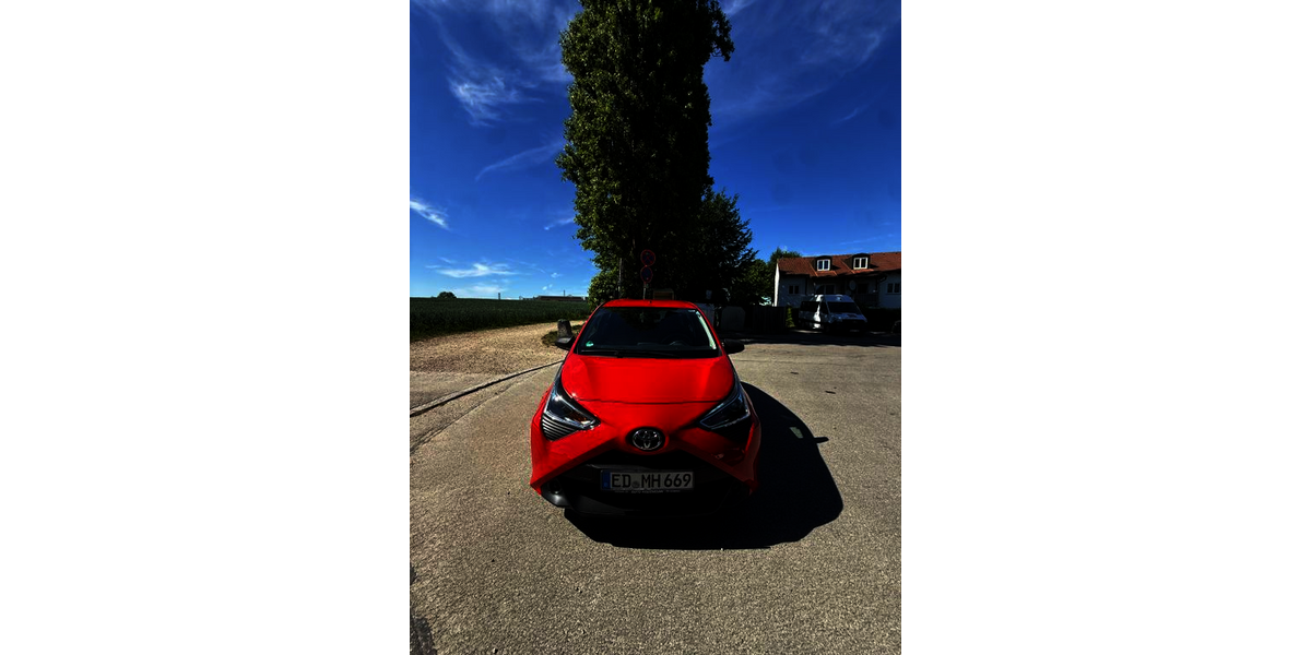 Toyota Aygo (X) 73.000 km 7.399 &euro; Erding 85435