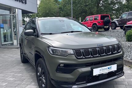 Jeep Compass 86.481 km 23.590 &euro; Dresden 01109