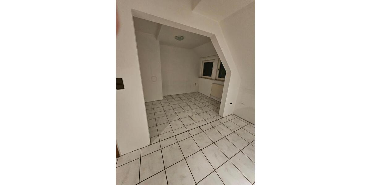 Dachgeschoßwohnung Sögel - 4 Zimmer, 100 m&sup2;, 800&euro; | Angebot:26419532