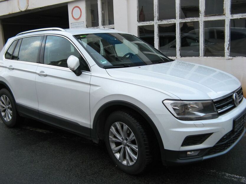 VW Tiguan 164.000 km 19.635 € Bielefeld 33613