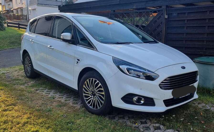 S-Max