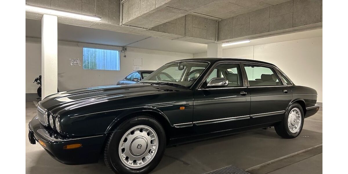 Jaguar Daimler 49.875 km 39.900 &euro; München 81737
