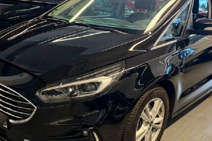 Ford S-Max 157.600 km 16.999 € Kornwestheim 70806