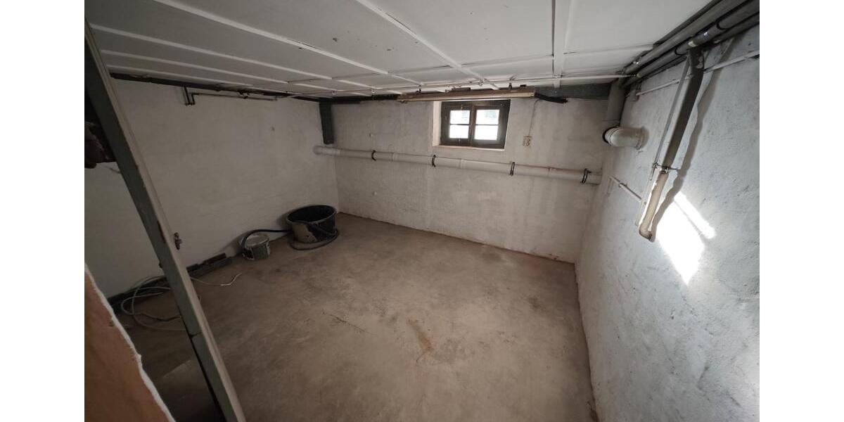 Gepflegte 4-Zimmer Doppelhaushälfte mit Garage in Hannover-Leinha 4 zimmer