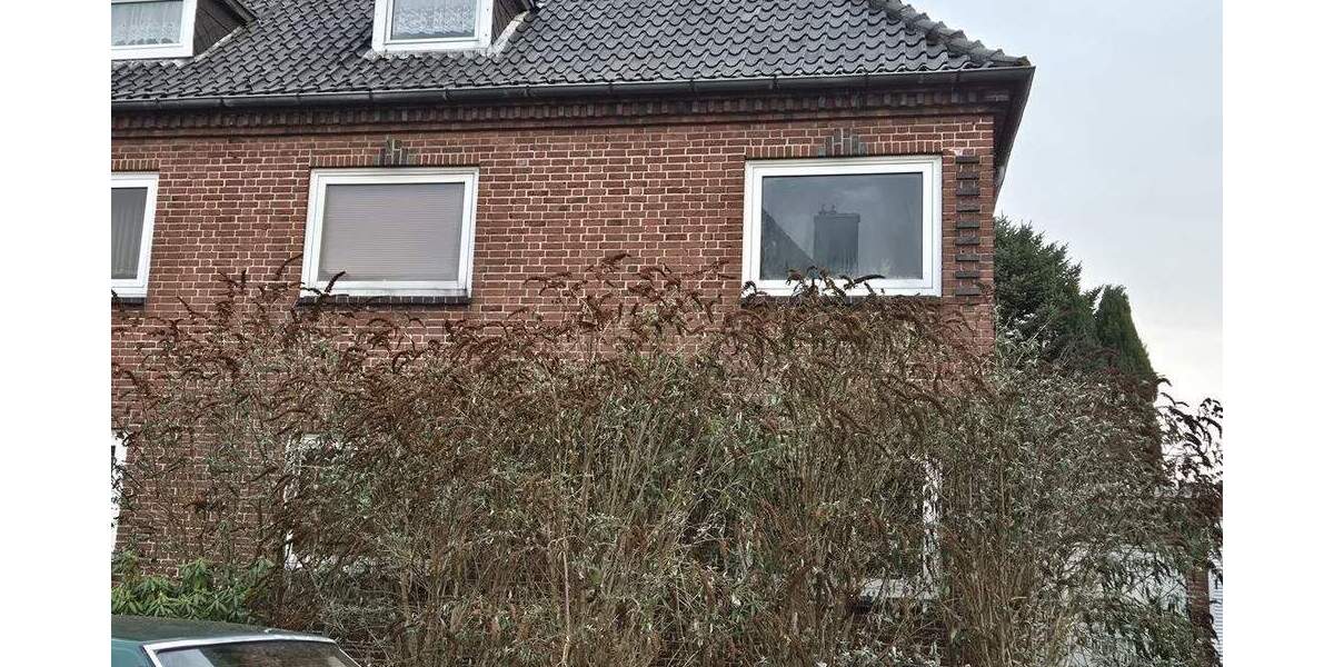 *** offene Besichtigung**** am 31.01.2026 von 12.00 Uhr bis 14.30 Uhr Hinrich-Fehrs-Str. 49 Husum 5 zimmer