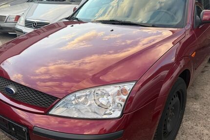 Ford Mondeo 93.000 km 3.000 &euro; Stuttgart 70437