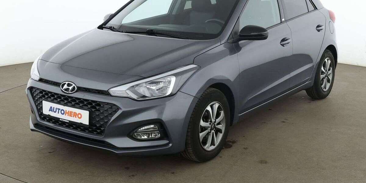 Hyundai i20 43.319 km 13.280 &euro; Neufahrn 85375