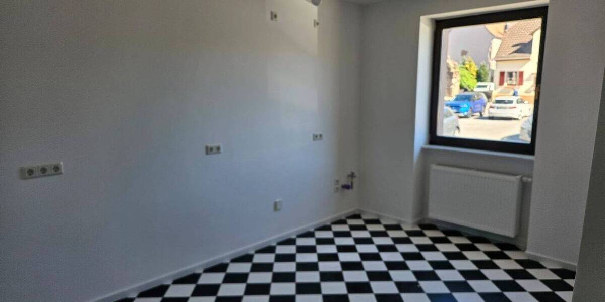 Etagenwohnung Ottweiler - 2 Zimmer, 84 m&sup2;, 620&euro; | Angebot:26438706
