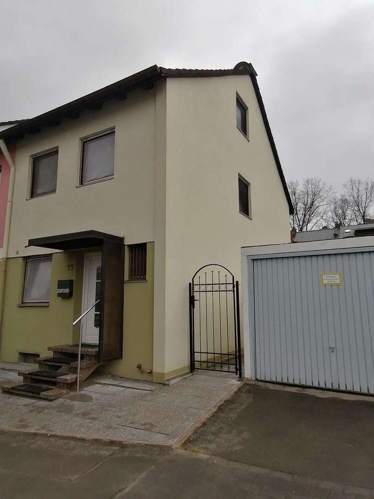 Haus zum Kaufen in Schwabach 450.000 € 98 m²