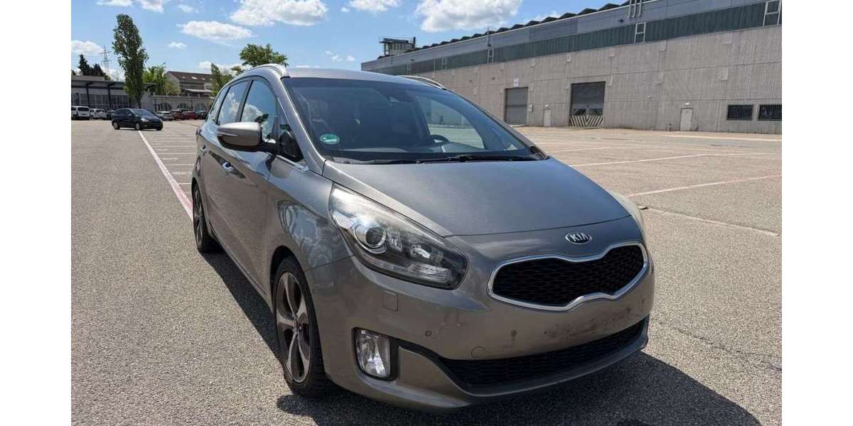 Kia Carens 235.900 km 6.900 &euro; Hockenheim 68766