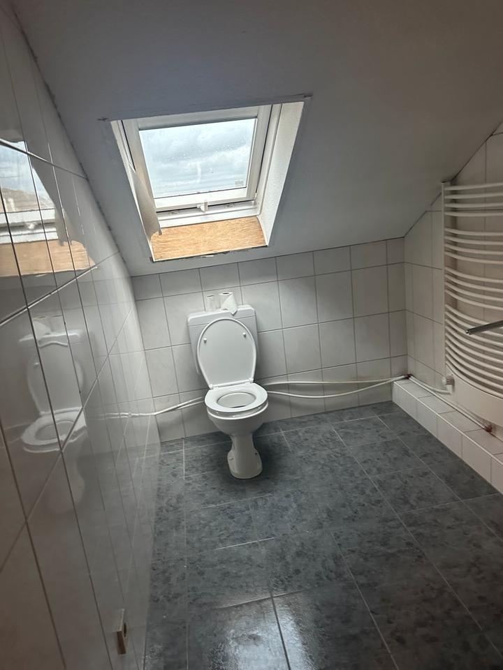 Dachgeschoßwohnung 2 Raum mit Duschbad