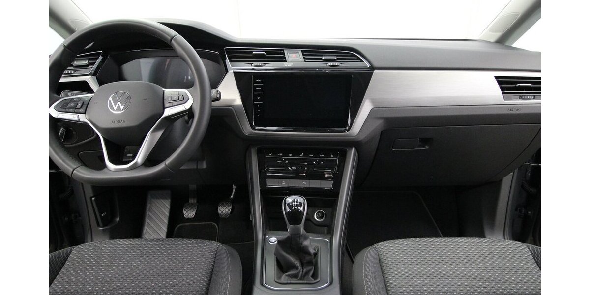 VW Touran TSI Comfortline 7-SITZ+NAVI+STANDHEIZUNG 16.192 km 30.700 &euro; Hagenow 19230