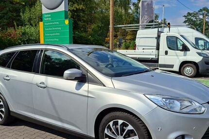 Ford Focus 91.000 km 6.790 &euro; Bottrop 46238