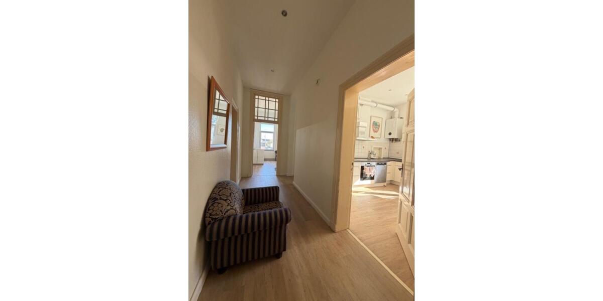 Etagenwohnung Wilhelmshaven - 5 Zimmer, 145 m&sup2;, 1.400&euro; | Angebot:25801034