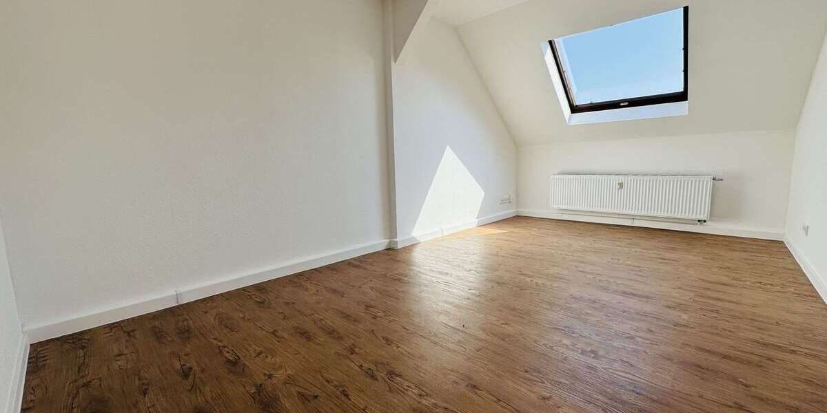 Etagenwohnung Chemnitz Altendorf - 4 Zimmer, 84 m&sup2;, 510&euro; | Angebot:25638165