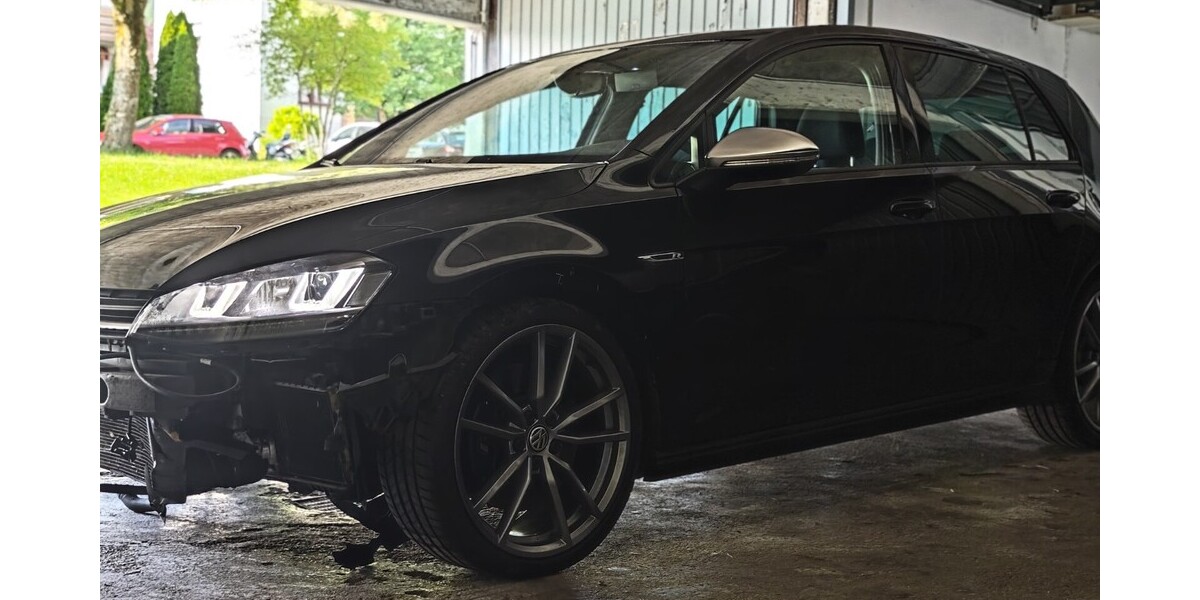 VW Golf 79.000 km 20.900 &euro; Tuttlingen 78532