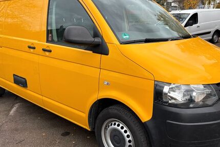 VW T5 Transporter 185.800 km 10.850 &euro; Puchheim 82178