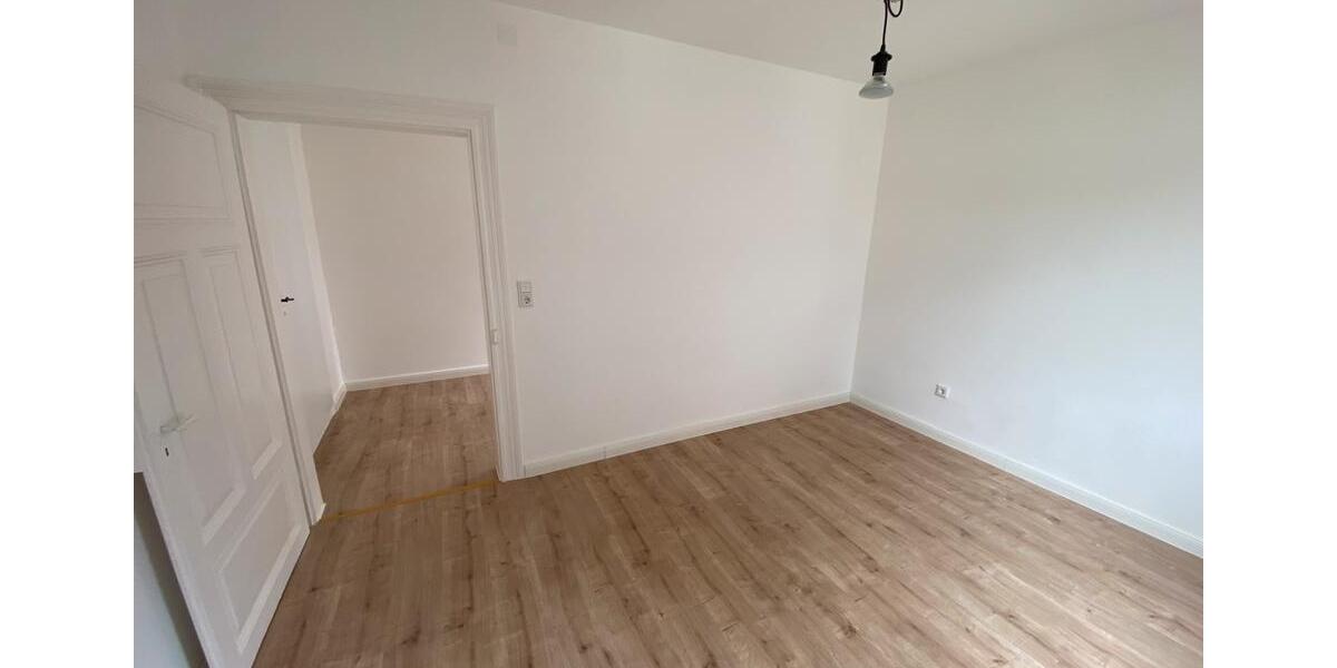 Doppelhaushälfte Bad Salzdetfurth - 6 Zimmer, 140 m&sup2;, 169.000&euro; | Angebot:26863452