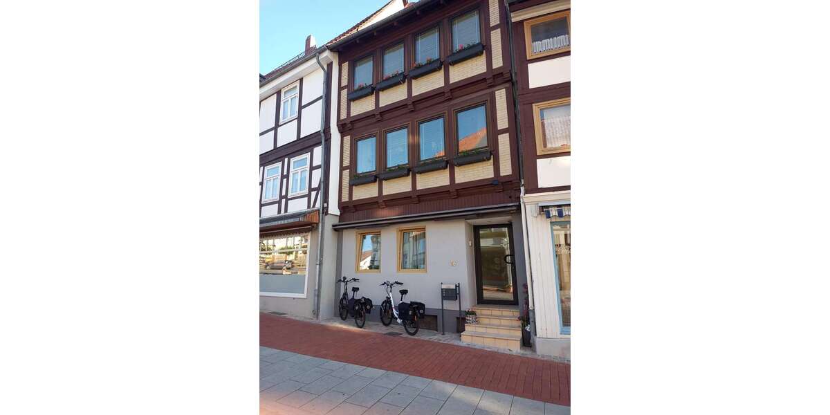 Einfamilienhaus Schöningen - 6 Zimmer, 219 m&sup2;, 298.000&euro; | Angebot:26871977