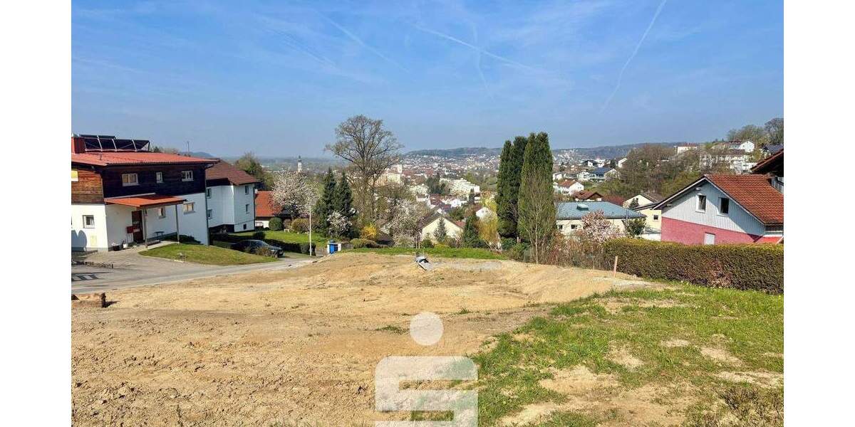 Grundstück Deggendorf - 330.000&euro; | Angebot:25668687