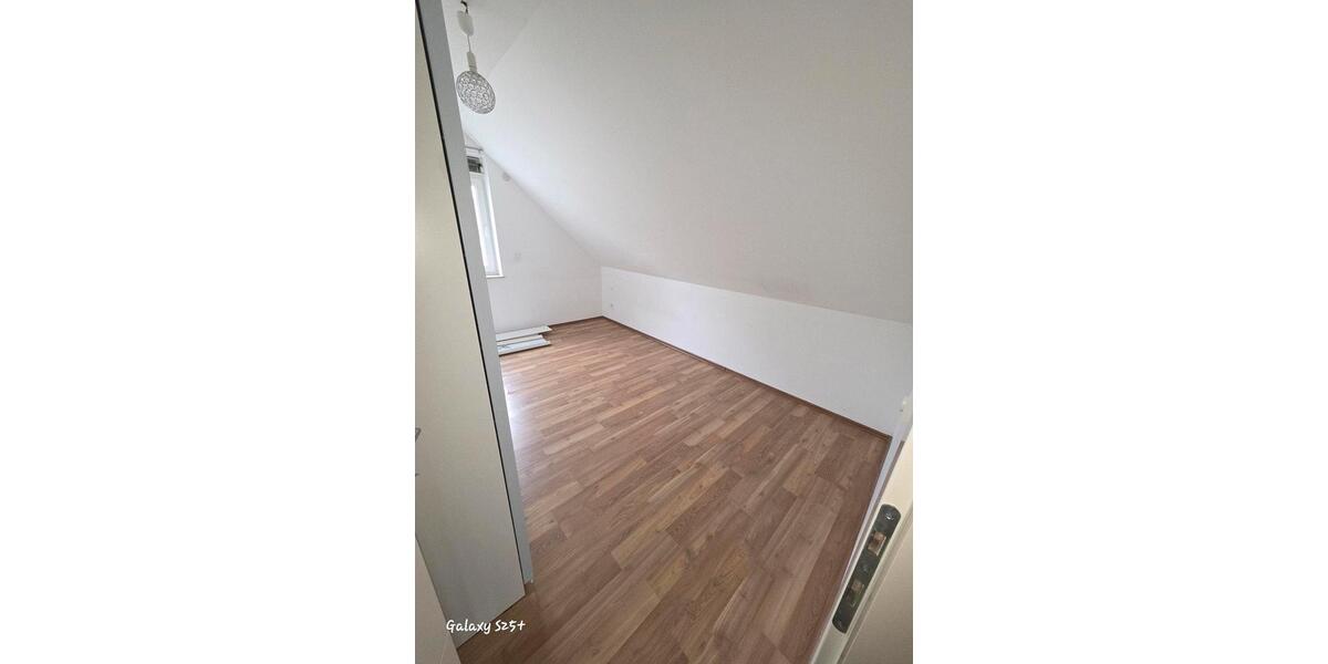Doppelhaushälfte Bispingen - 6 Zimmer, 143 m&sup2;, 1.700&euro; | Angebot:26340832