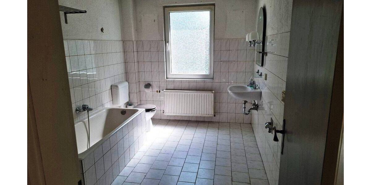 Mehrfamilienhaus, Wohnhaus Zerbst/Anhalt Zerbst - 6 Zimmer, 126 m&sup2;, 270.000&euro; | Angebot:26798861