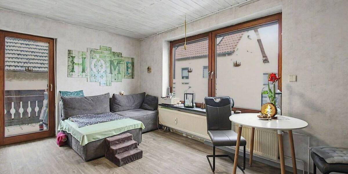 Mehrfamilienhaus, Wohnhaus Lich Bettenhausen - 6 Zimmer, 195.000&euro; | Angebot:26788449