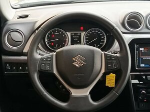 Suzuki VITARA 1.6 4X2 M/T COMFORT |NAVI|RFK|SHZ| 93.350 km 12.960 &euro; Höhenkirchen-Siegertsbrun 85635