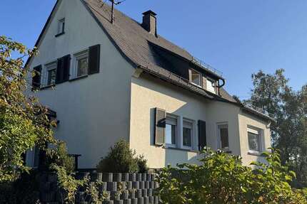 Haus zum Kaufen in Kreuztal 295.000 € 126.93 m² 4 zimmer