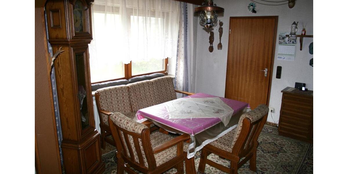 Mehrfamilienhaus, Wohnhaus Gerolfingen - 10 Zimmer, 300 m&sup2;, 215.000&euro; | Angebot:27050056