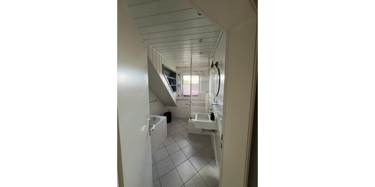 Dachgeschoßwohnung Sinntal - 3 Zimmer, 80 m&sup2;, 575&euro; | Angebot:26044453