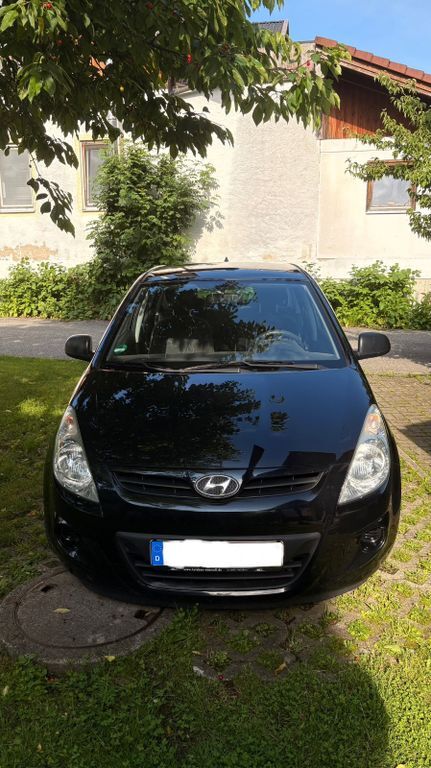 i20