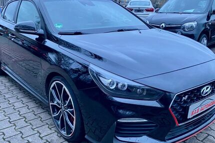 Hyundai i30 49.520 km 23.900 € Moers 47445
