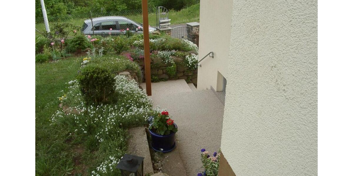 Etagenwohnung Gedern - 4 Zimmer, 107 m&sup2;, 685&euro; | Angebot:26702640