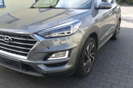 Hyundai TUCSON 225.000 km 12.800 &euro; Euskirchen 53881