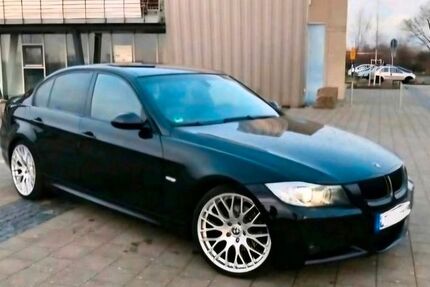BMW 325 195.000 km 8.100 &euro; Brakel 33034