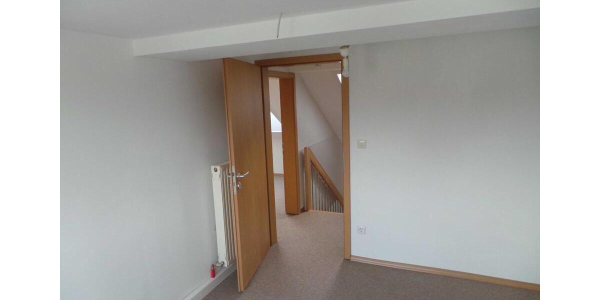Maisonettenwohnung Nürnberg Falkenheim - 5 Zimmer, 82 m&sup2;, 900&euro; | Angebot:26396888
