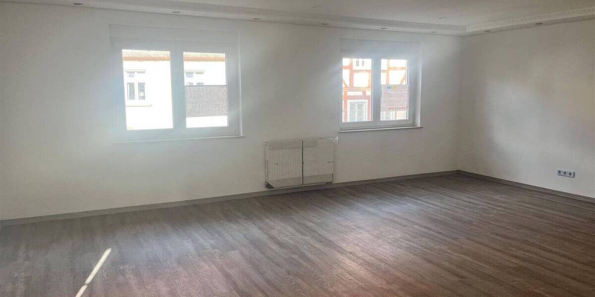 Mehrfamilienhaus, Wohnhaus Hardheim - 6 Zimmer, 180 m&sup2;, 385.000&euro; | Angebot:25706815