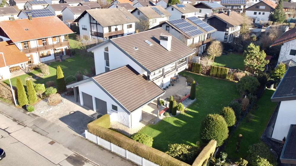 Haus zum Kaufen in Altötting 749.000 € 224 m² 6 zimmer